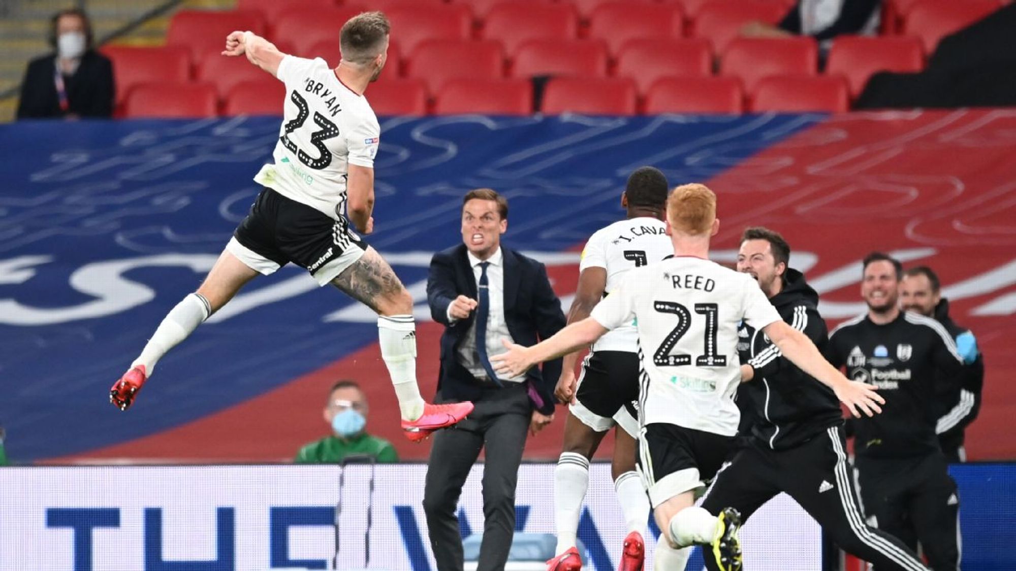 球和场上无 球和场上无